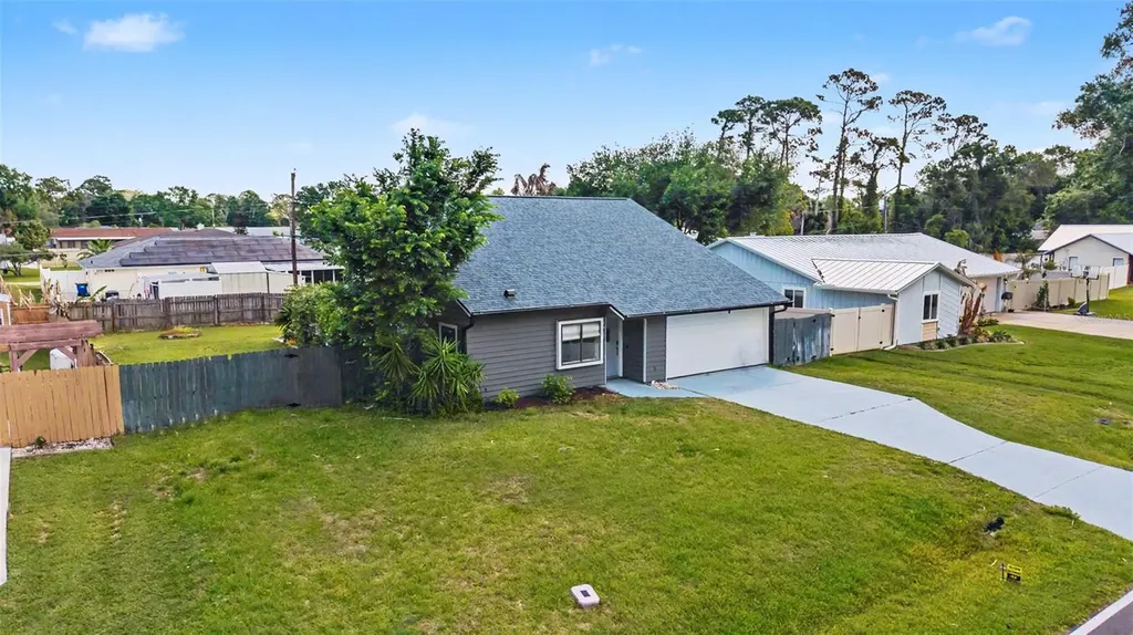 2819 Silver Palm Drive Edgewater FL 32141