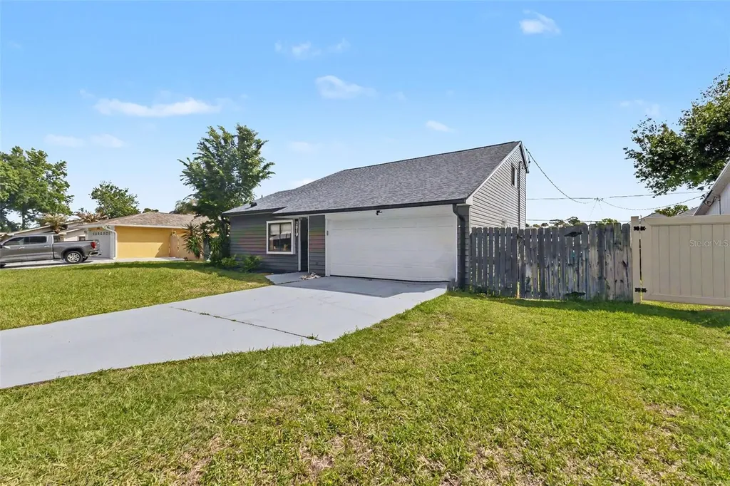 2819 Silver Palm Drive Edgewater FL 32141