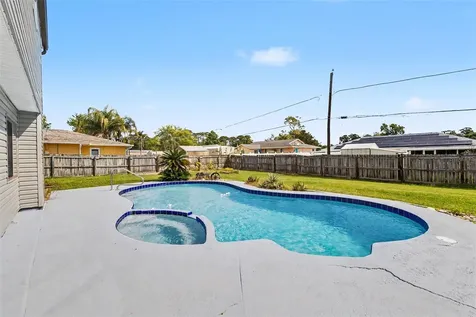 2819 Silver Palm Drive Edgewater FL 32141