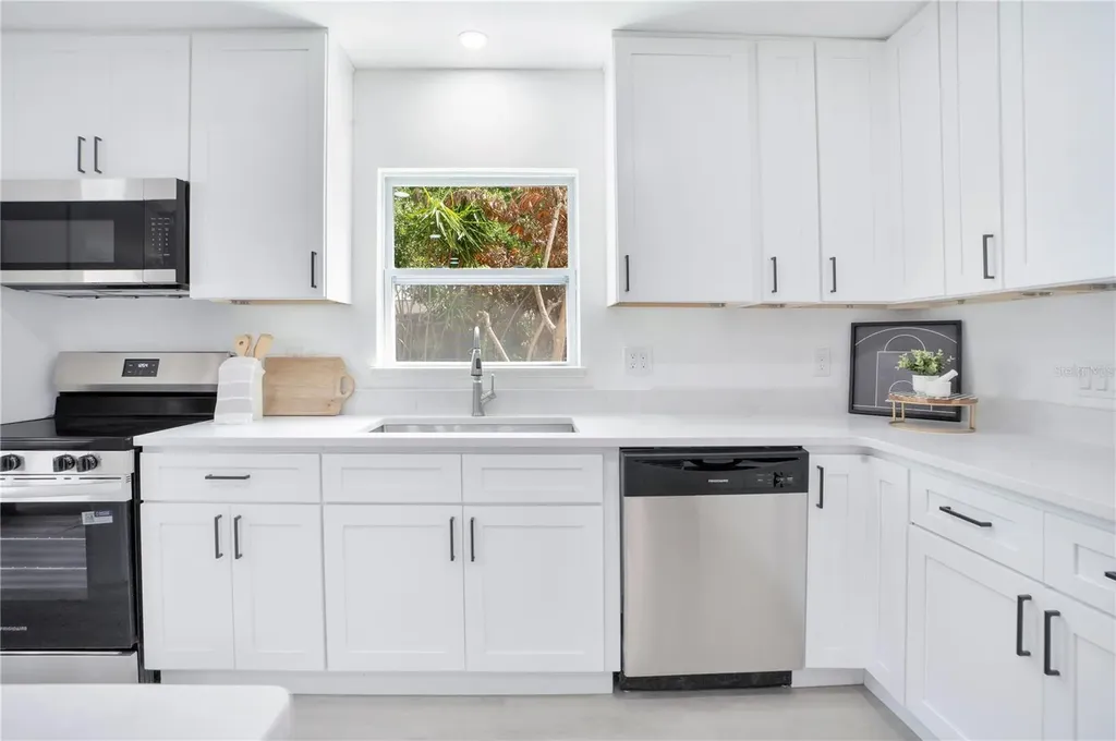 3925 De Kalb Drive Orlando FL 32839