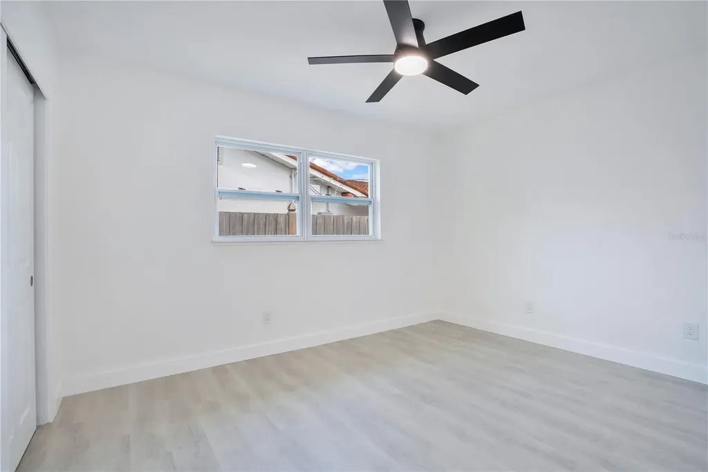 3925 De Kalb Drive Orlando FL 32839