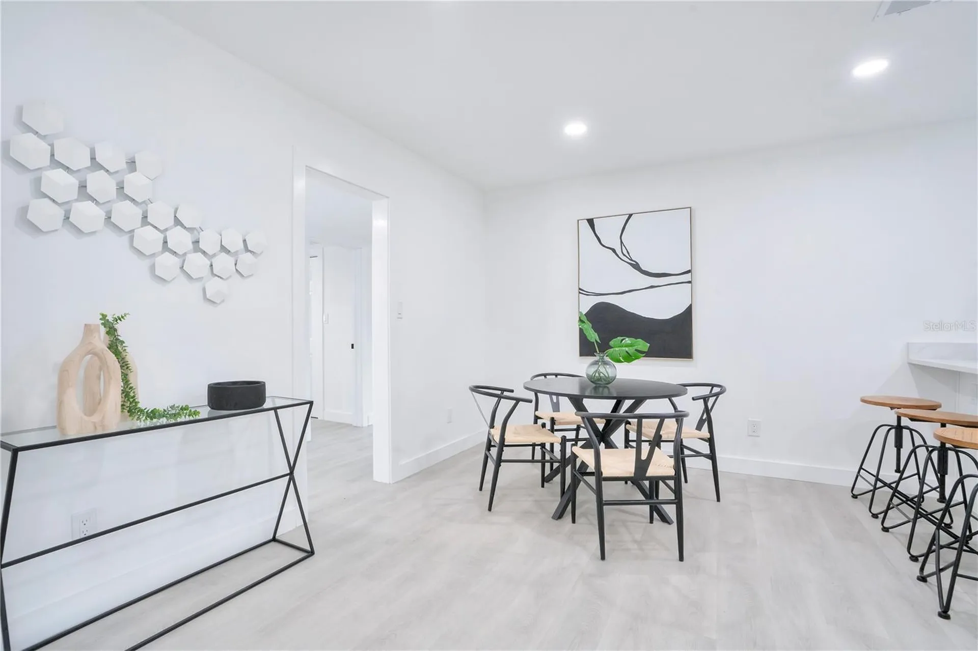 3925 De Kalb Drive Orlando FL 32839