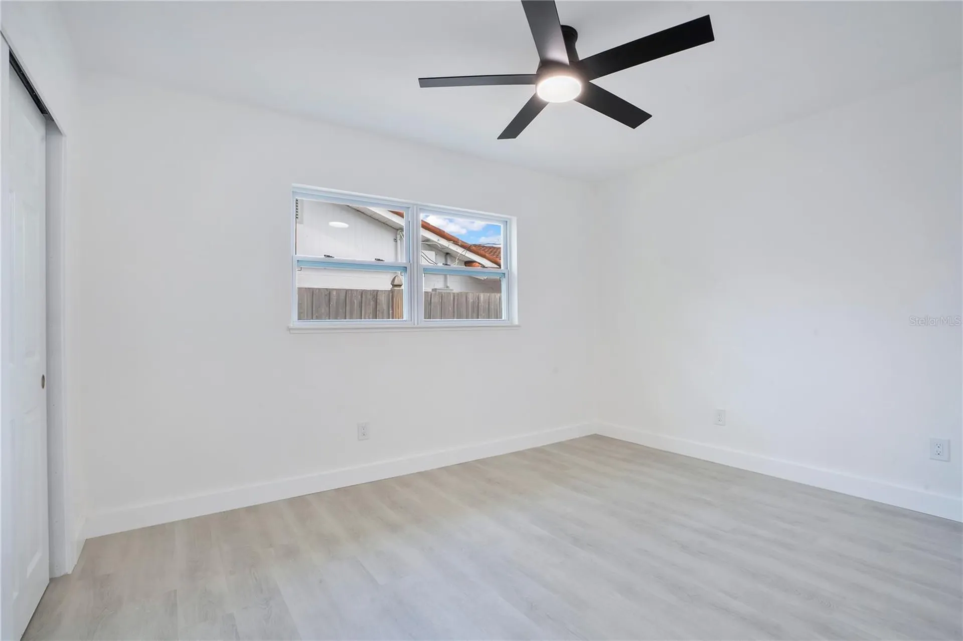 3925 De Kalb Drive Orlando FL 32839