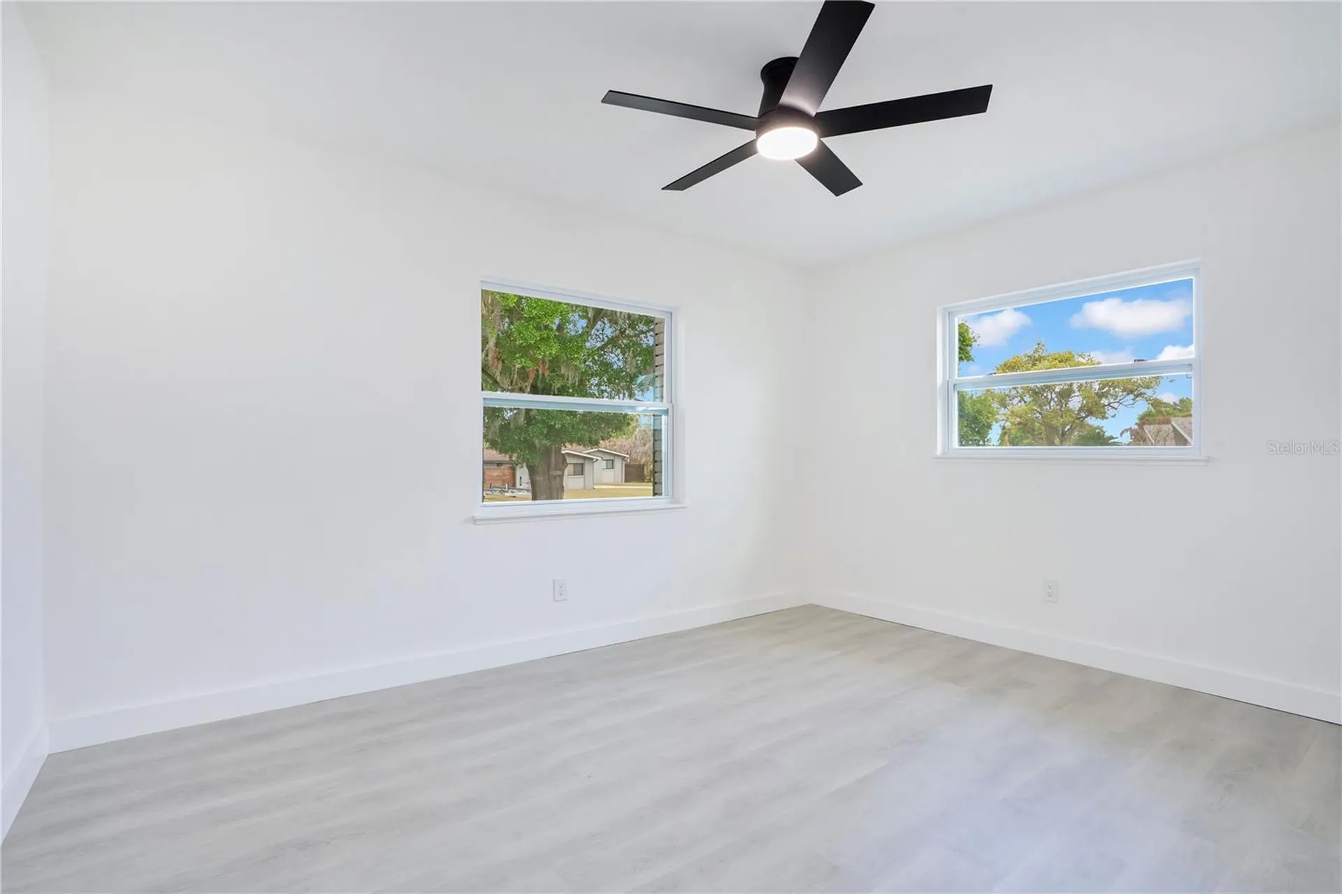 3925 De Kalb Drive Orlando FL 32839