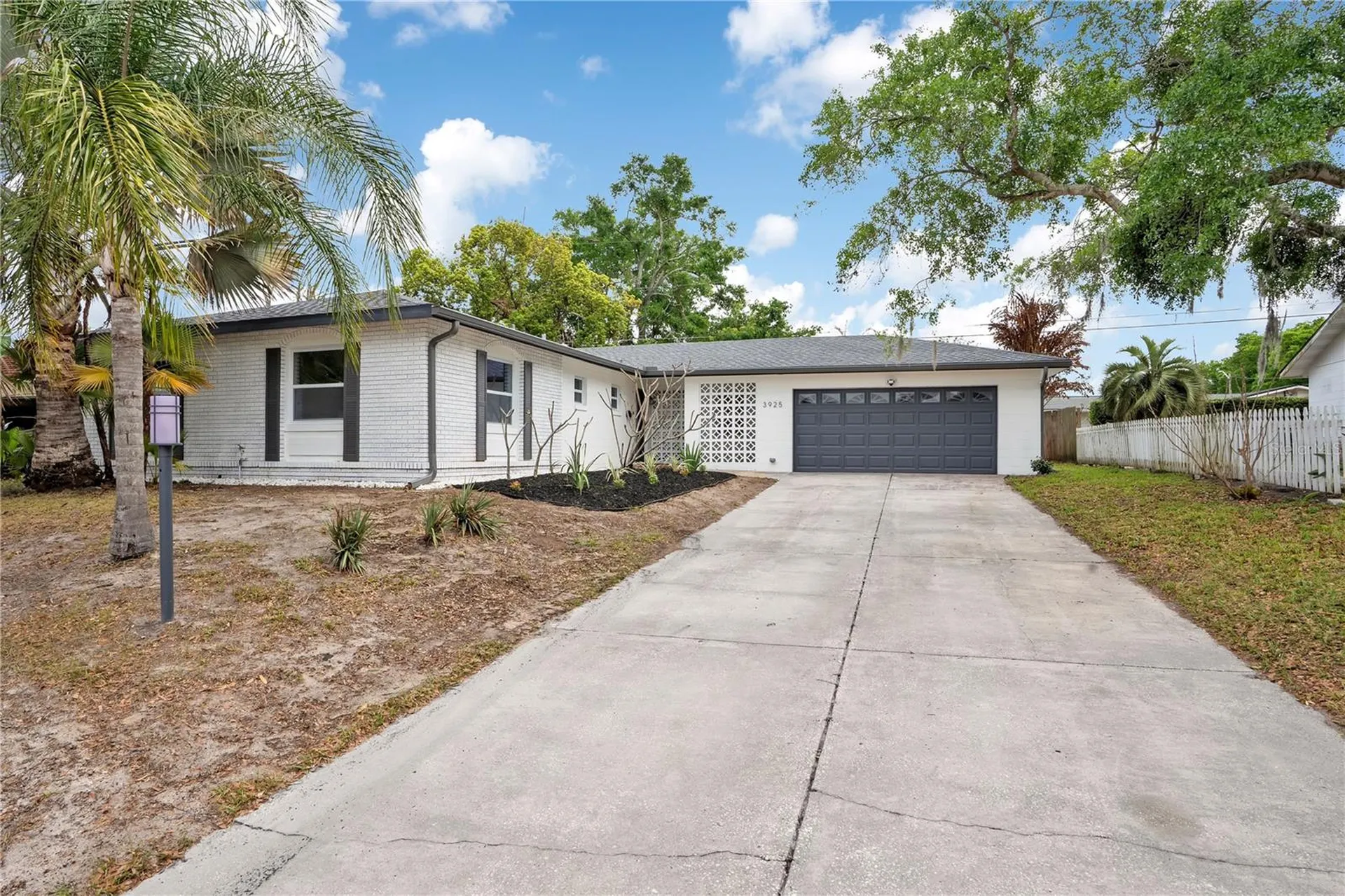 3925 De Kalb Drive Orlando FL 32839