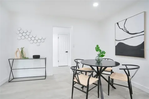 3925 De Kalb Drive Orlando FL 32839