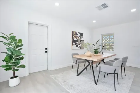3925 De Kalb Drive Orlando FL 32839