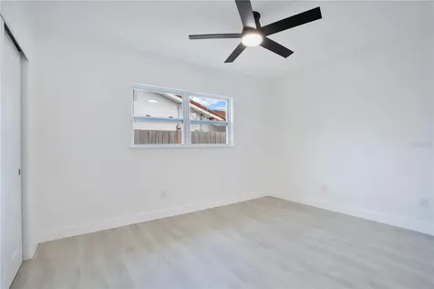 3925 De Kalb Drive Orlando FL 32839