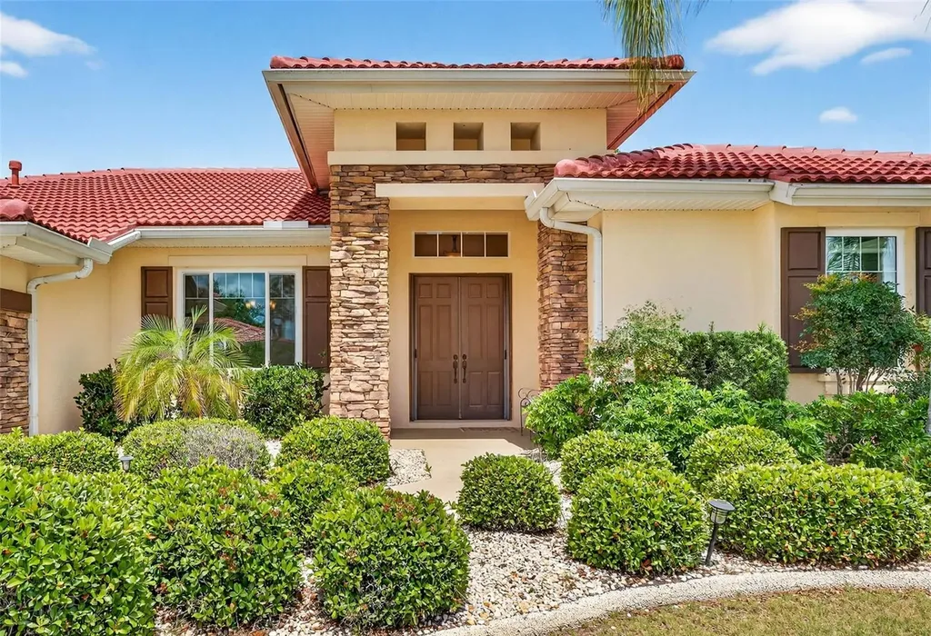 2212 Myrtle Vista Court Sun City Center FL 33573