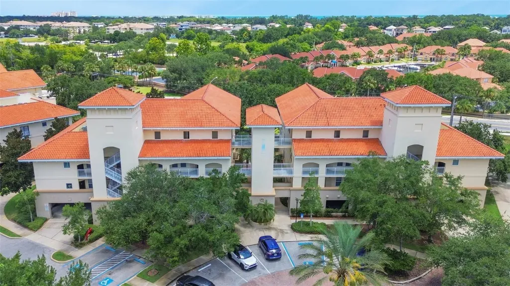 200 Bella Harbor Court Palm Coast FL 32137
