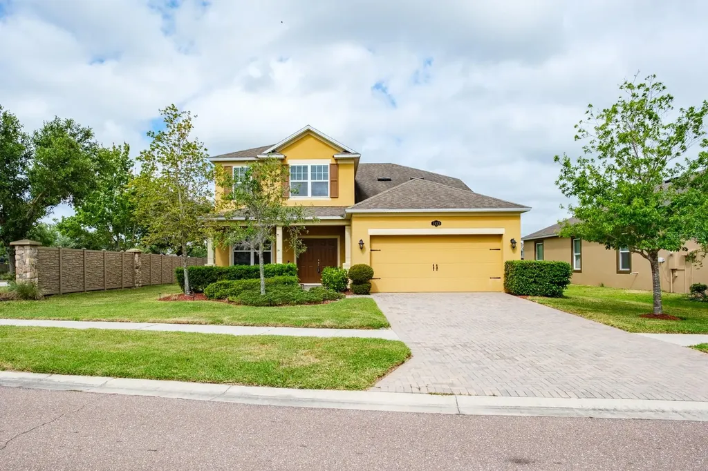 1653 Nature View Drive Lutz FL 33558
