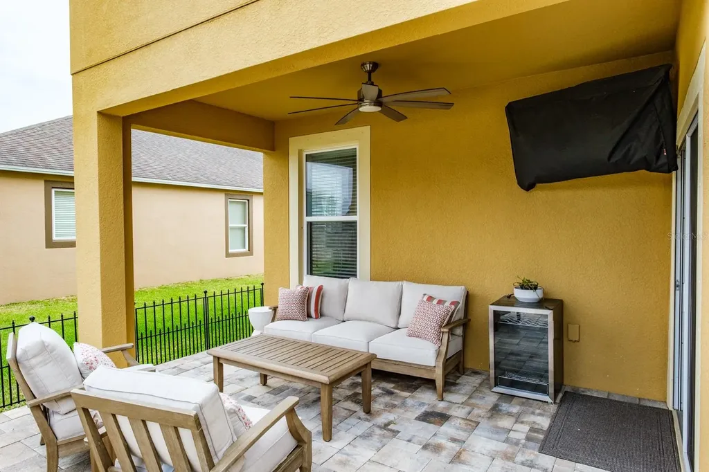 1653 Nature View Drive Lutz FL 33558