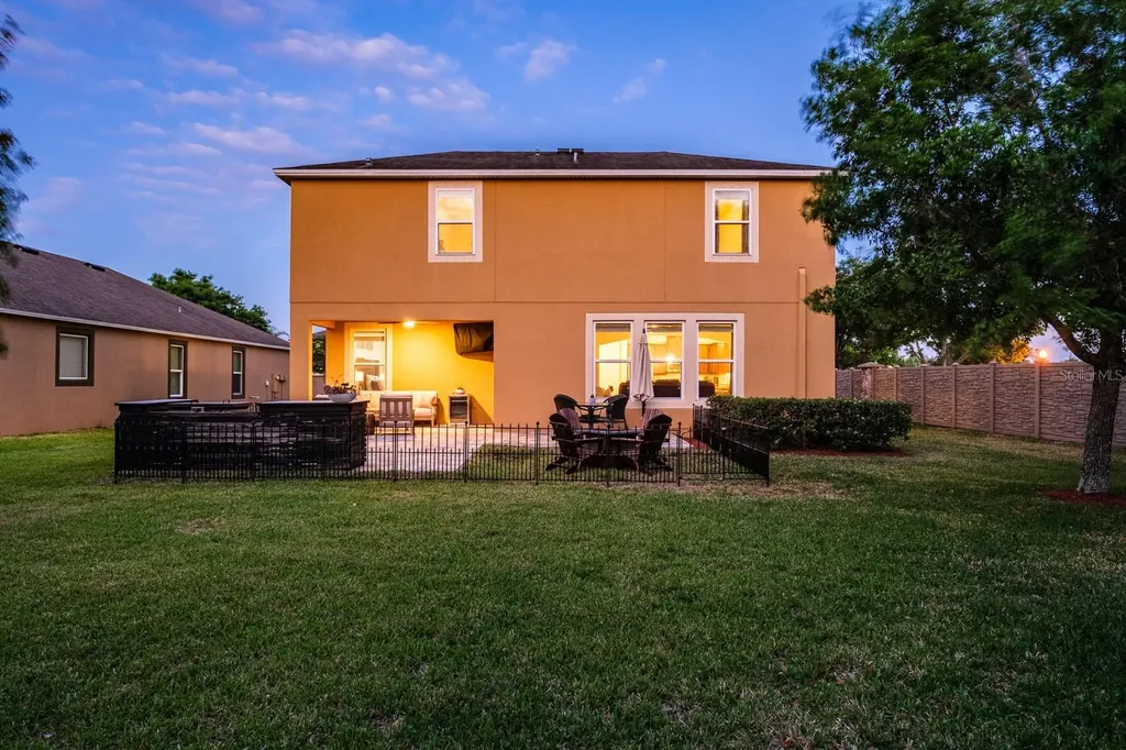 1653 Nature View Drive Lutz FL 33558