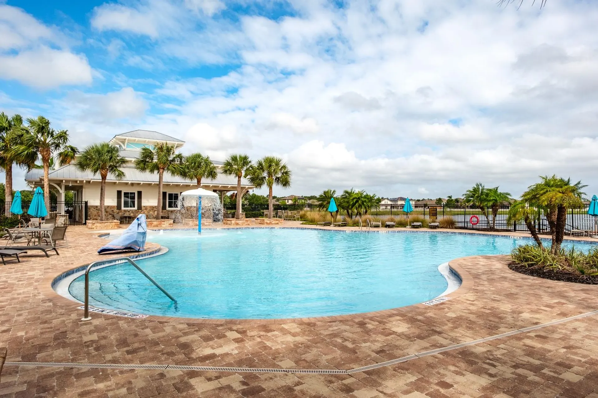 1653 Nature View Drive Lutz FL 33558