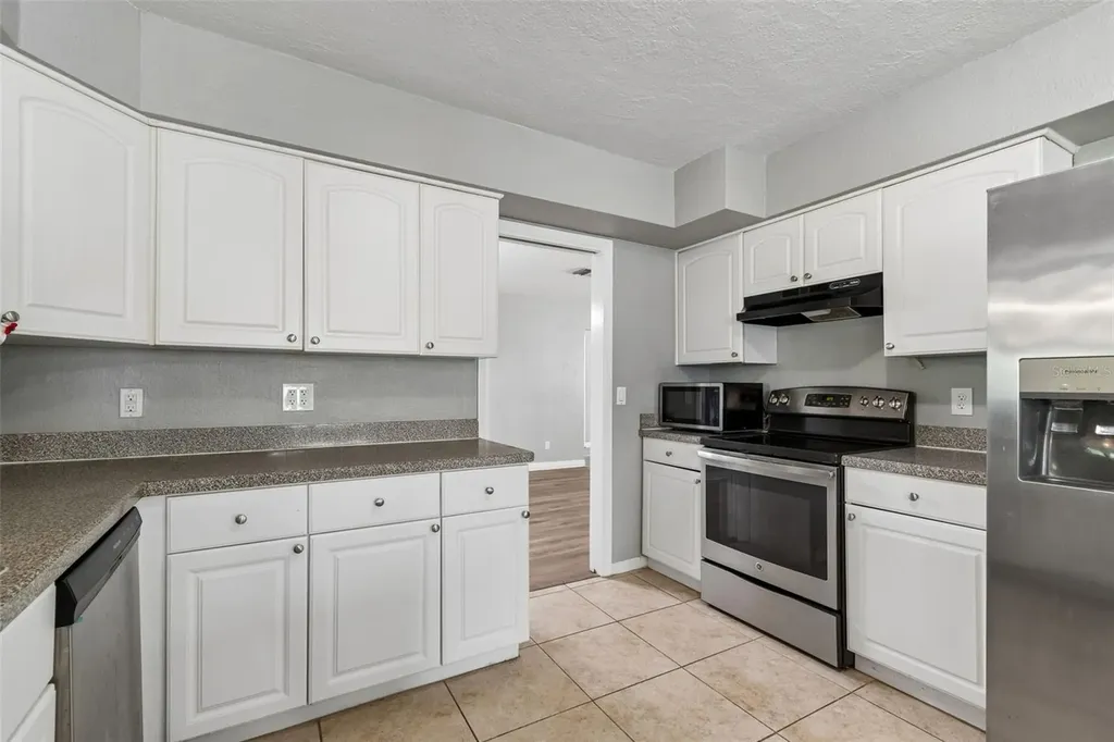 9931 110th Street Seminole FL 33772