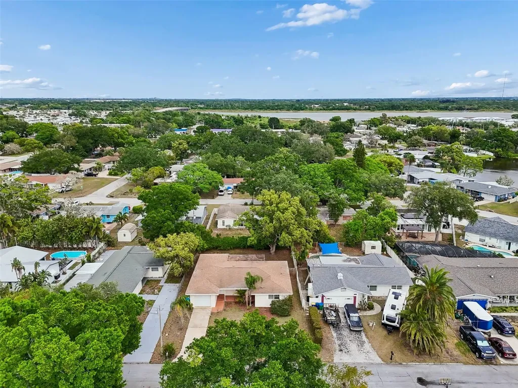 9931 110th Street Seminole FL 33772