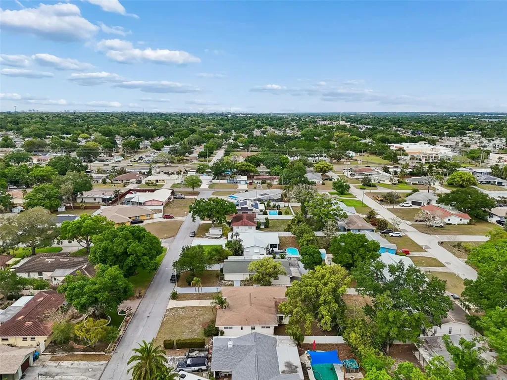 9931 110th Street Seminole FL 33772