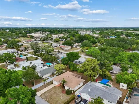 9931 110th Street Seminole FL 33772