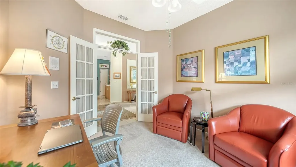 4905 Thames Lane Sarasota FL 34238