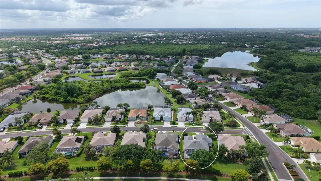 4905 Thames Lane Sarasota FL 34238