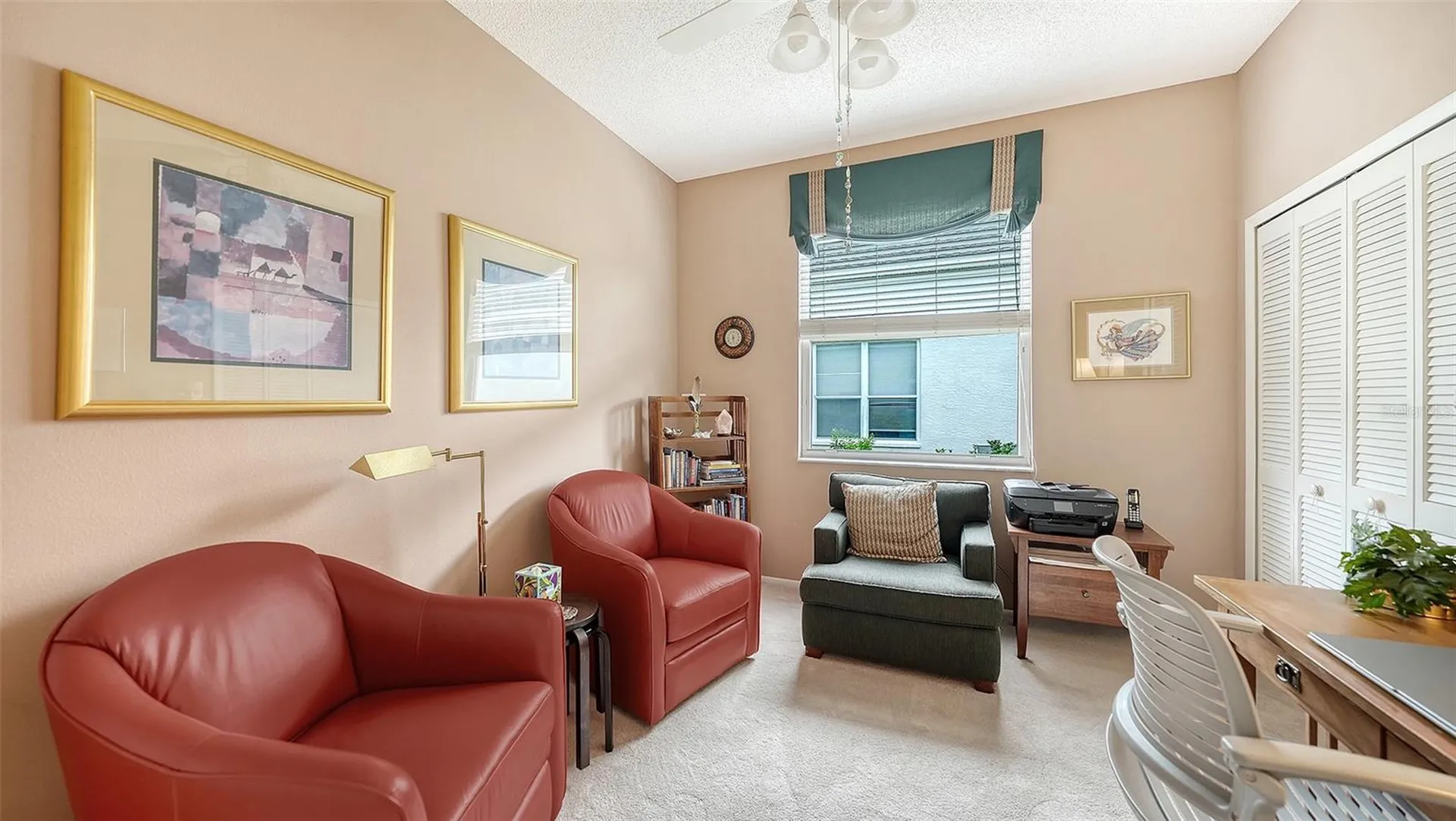 4905 Thames Lane Sarasota FL 34238