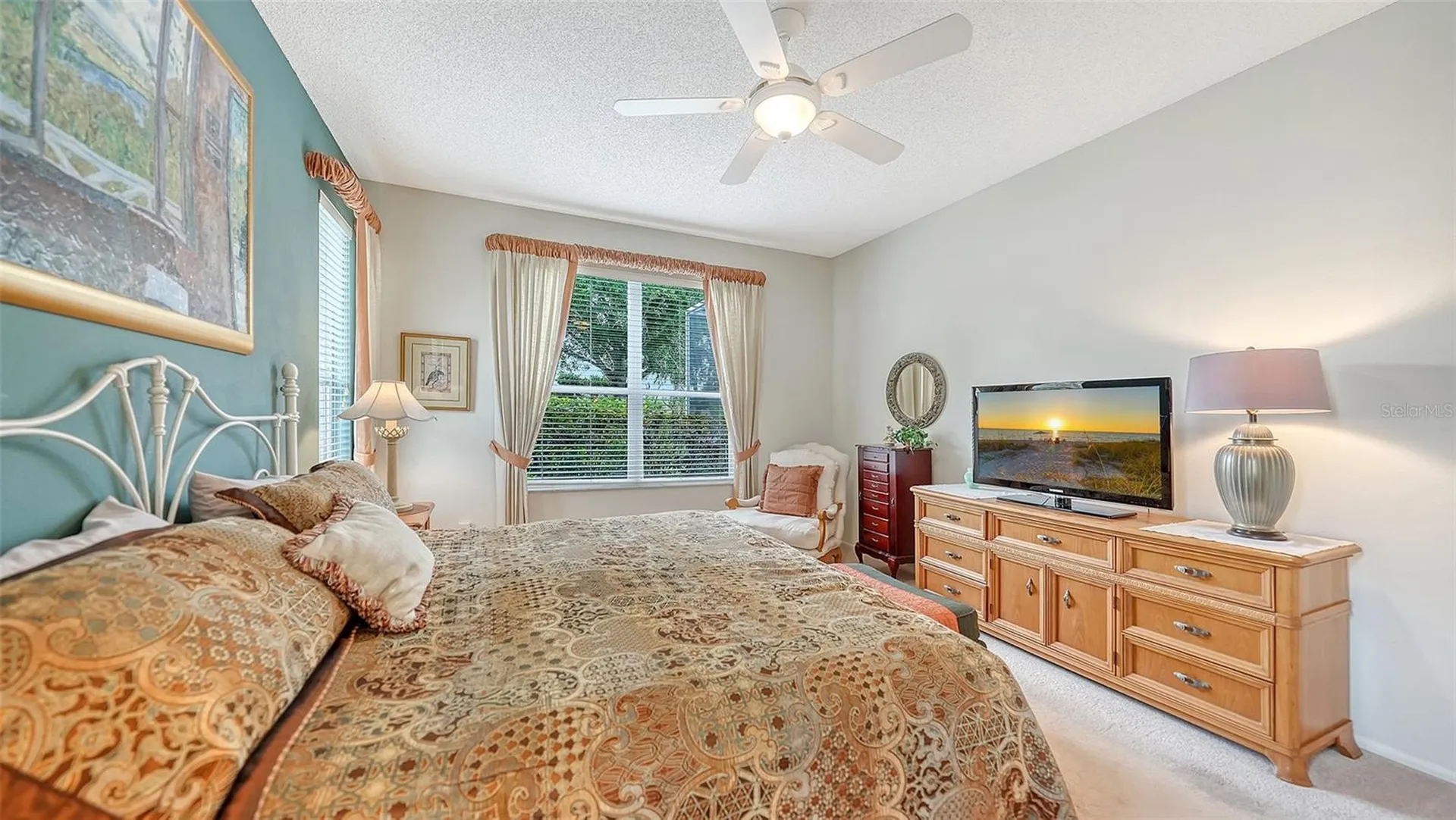 4905 Thames Lane Sarasota FL 34238