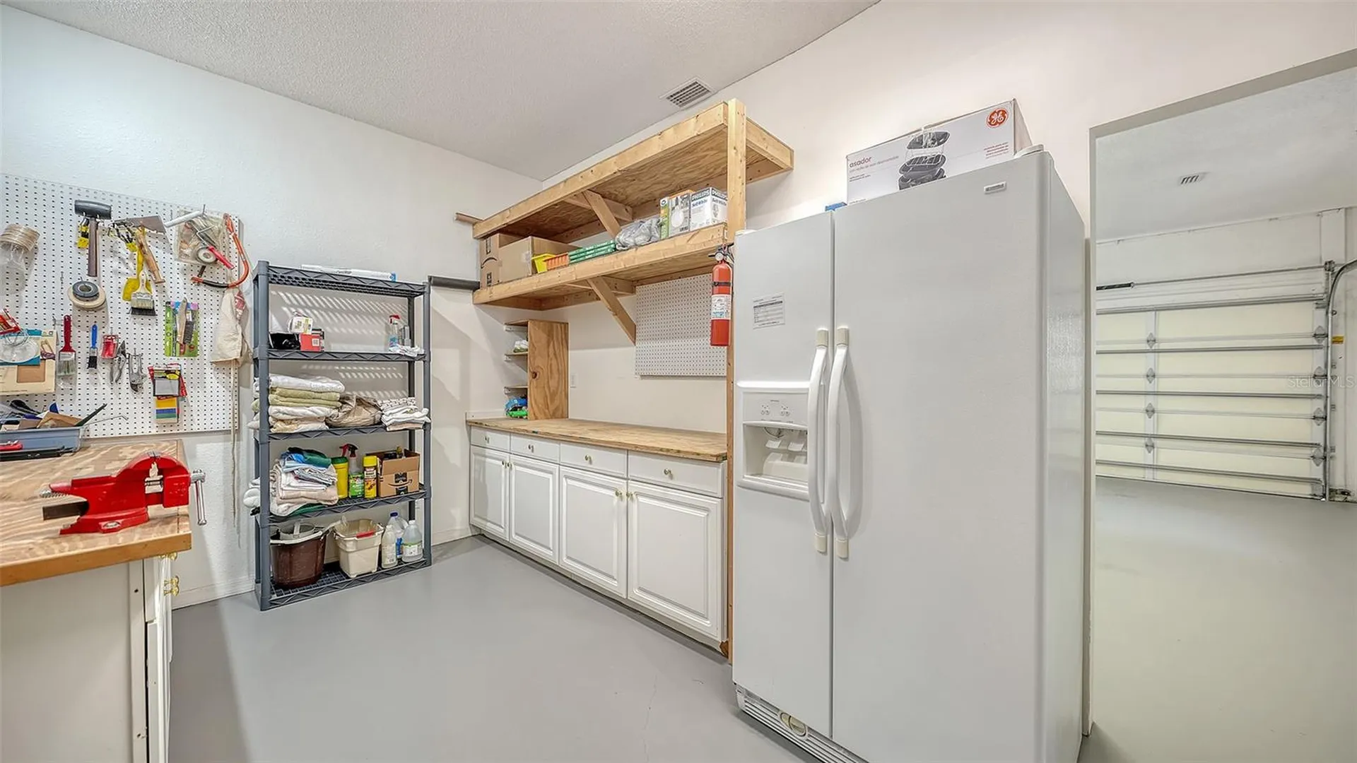 4905 Thames Lane Sarasota FL 34238