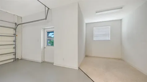 4905 Thames Lane Sarasota FL 34238