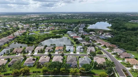 4905 Thames Lane Sarasota FL 34238