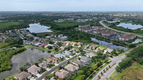 4905 Thames Lane Sarasota FL 34238