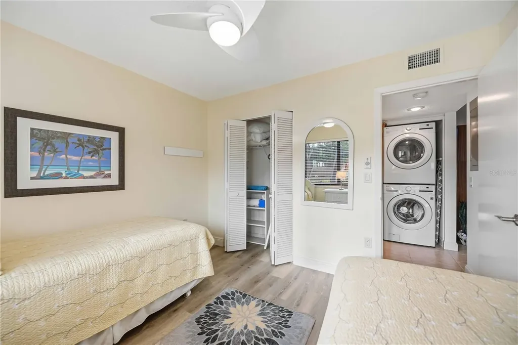 7754 Eagle Creek Drive Sarasota FL 34243