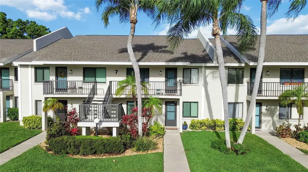 7754 Eagle Creek Drive Sarasota FL 34243