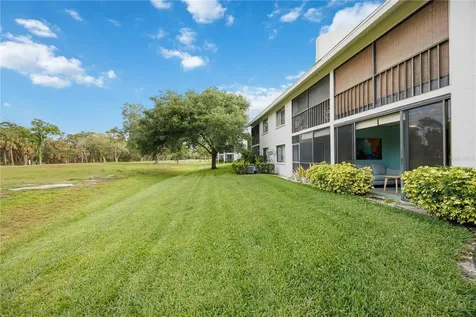 7754 Eagle Creek Drive Sarasota FL 34243