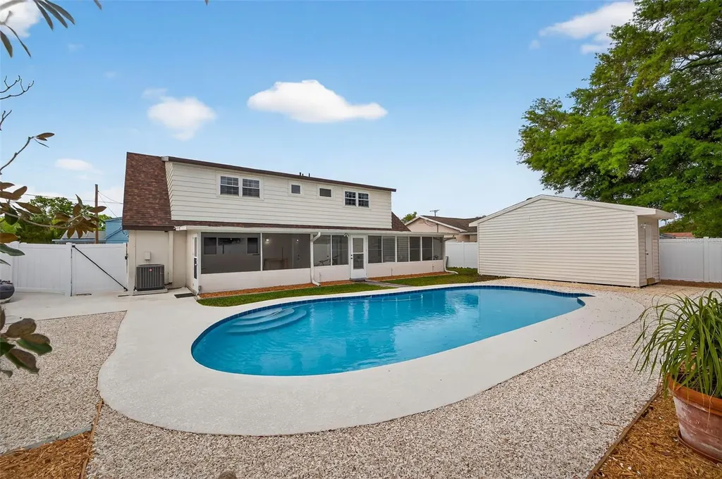 8407 Millwood Drive Tampa FL 33615