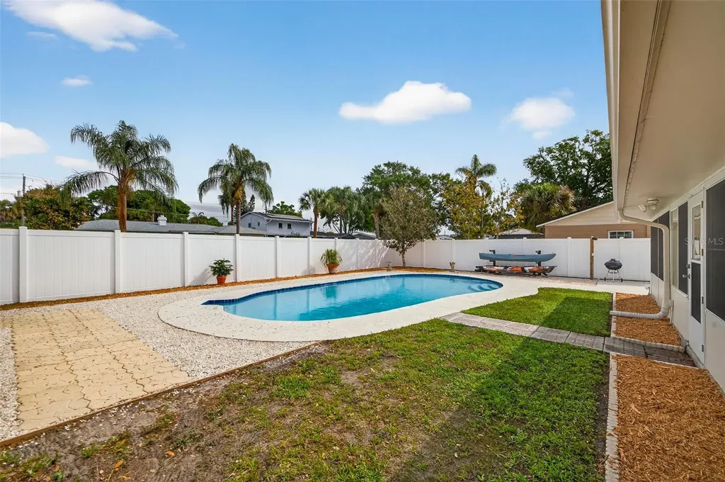 8407 Millwood Drive Tampa FL 33615