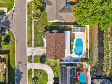 8407 Millwood Drive Tampa FL 33615