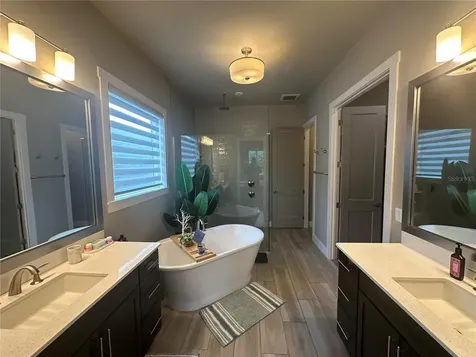 11872 SW 33rd Lane Gainesville FL 32608