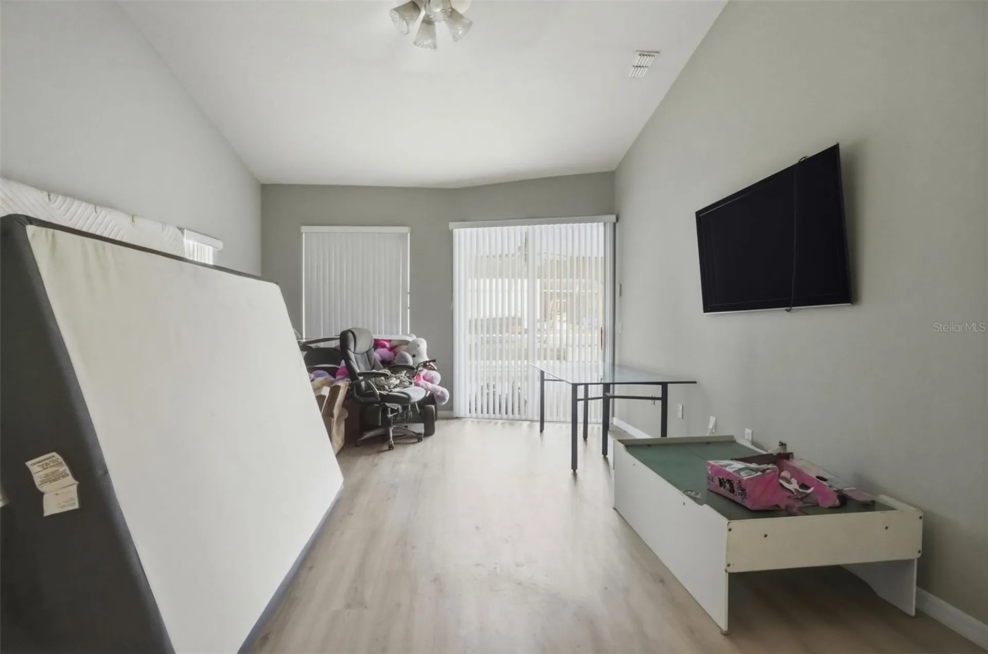 8038 Madrid Road Weeki Wachee FL 34613