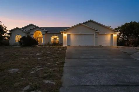 8038 Madrid Road Weeki Wachee FL 34613