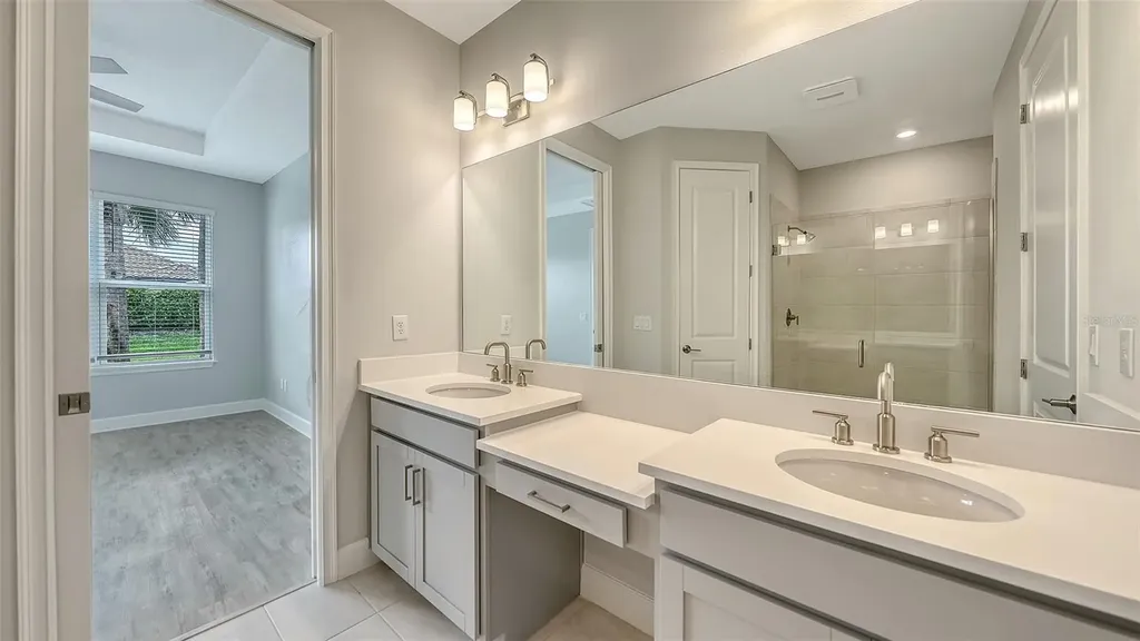 10089 Morning Mist Lane Lane Sarasota FL 34241