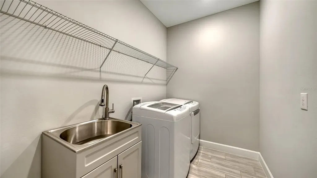 10089 Morning Mist Lane Lane Sarasota FL 34241