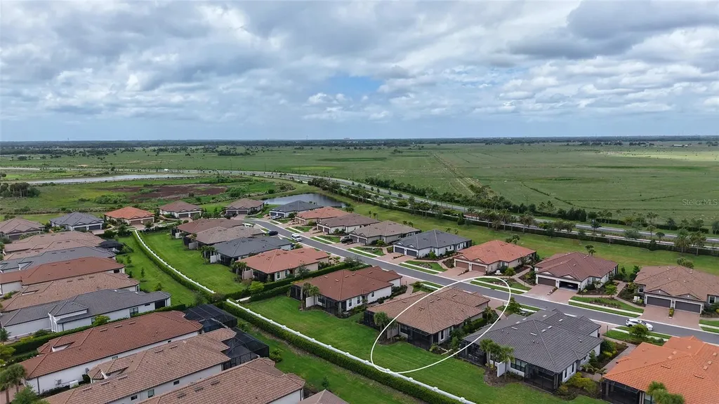10089 Morning Mist Lane Lane Sarasota FL 34241