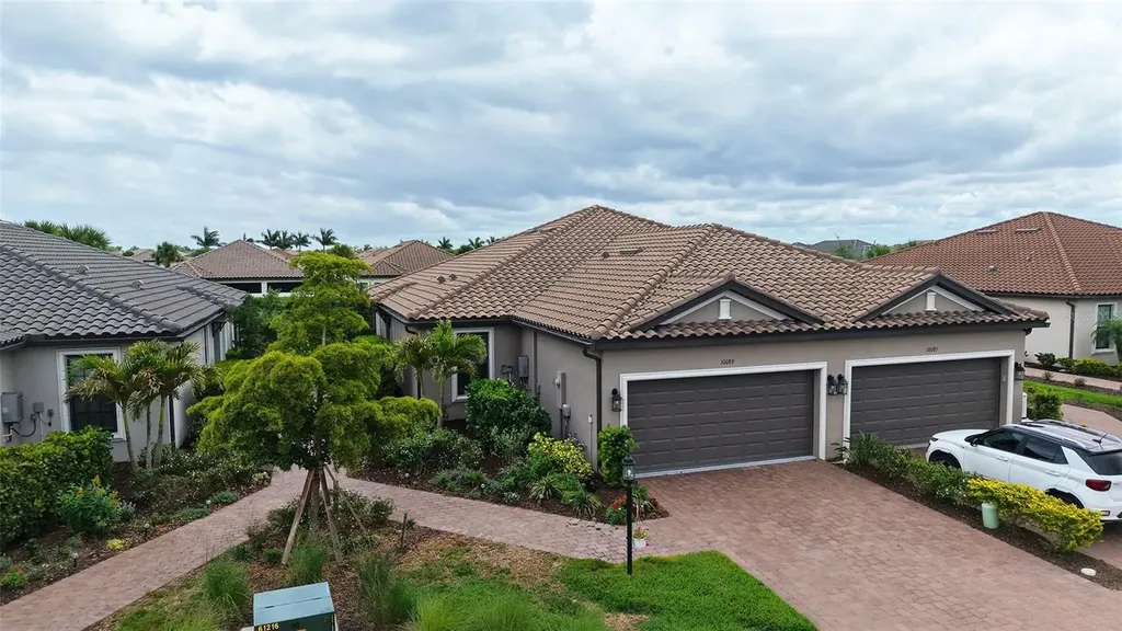 10089 Morning Mist Lane Lane Sarasota FL 34241