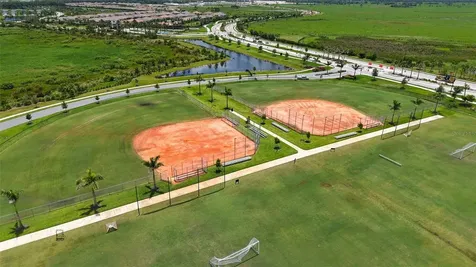 10089 Morning Mist Lane Lane Sarasota FL 34241