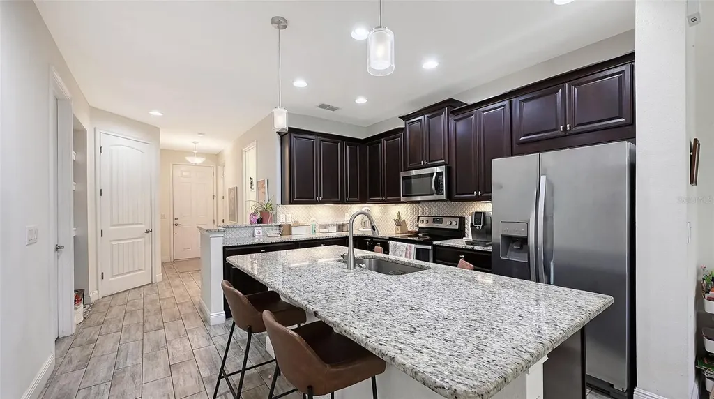 3693 Divot Lane Sarasota FL 34232