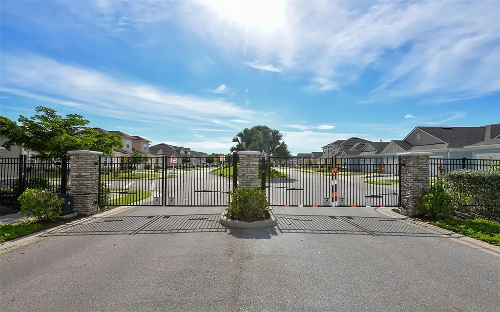 3693 Divot Lane Sarasota FL 34232
