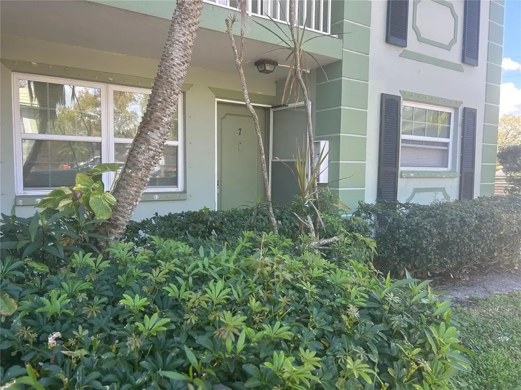 1433 S Belcher Road Clearwater FL 33764