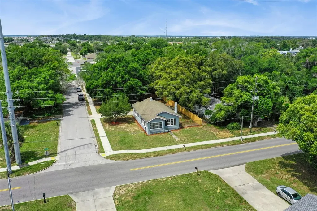 1628 S Grove Street Eustis FL 32726
