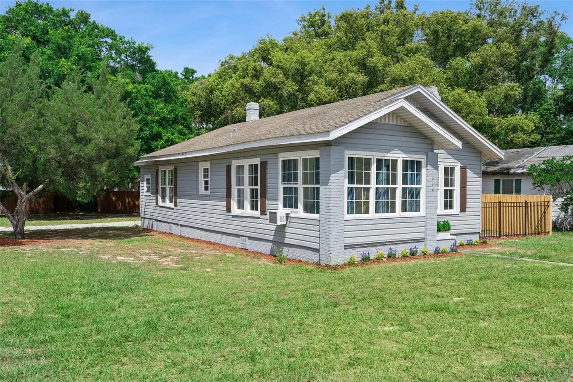 1628 S Grove Street Eustis FL 32726