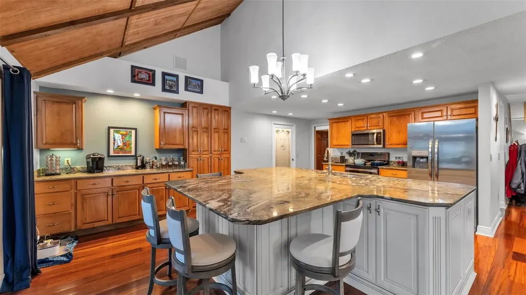 1804 Michelle Lane Lakeland FL 33813